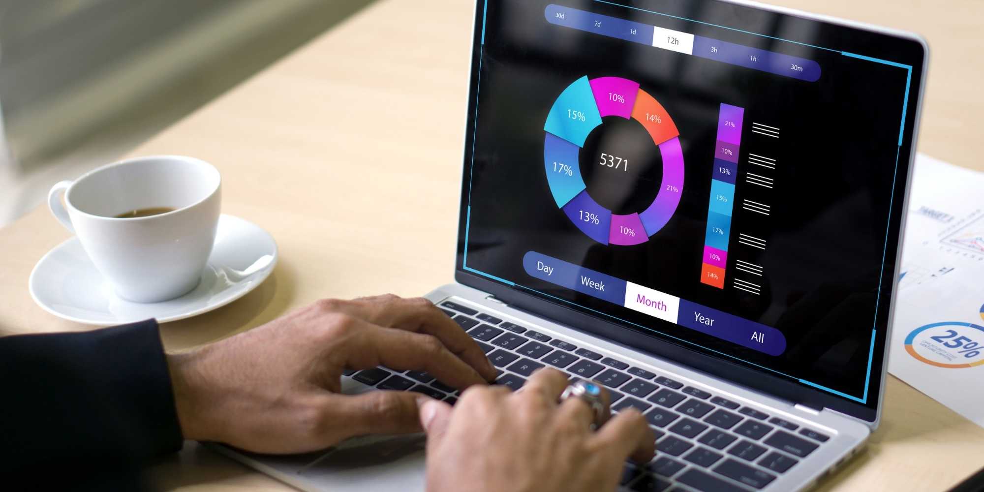 Image of a retail store shelf containing vitamins and supplements.
