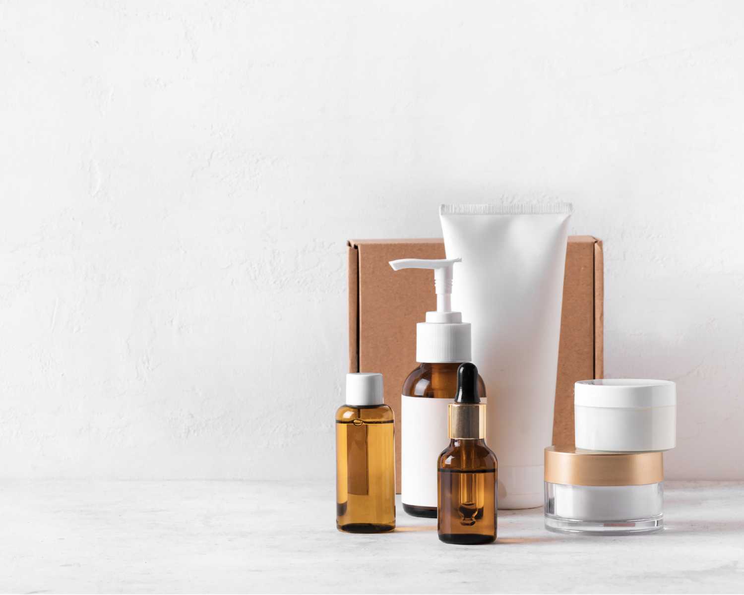 warehouse worker packing order into box